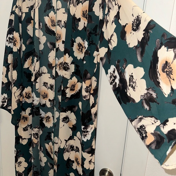 Pinkblush Teal and Cream Floral Kimono - Picture 1 of 8